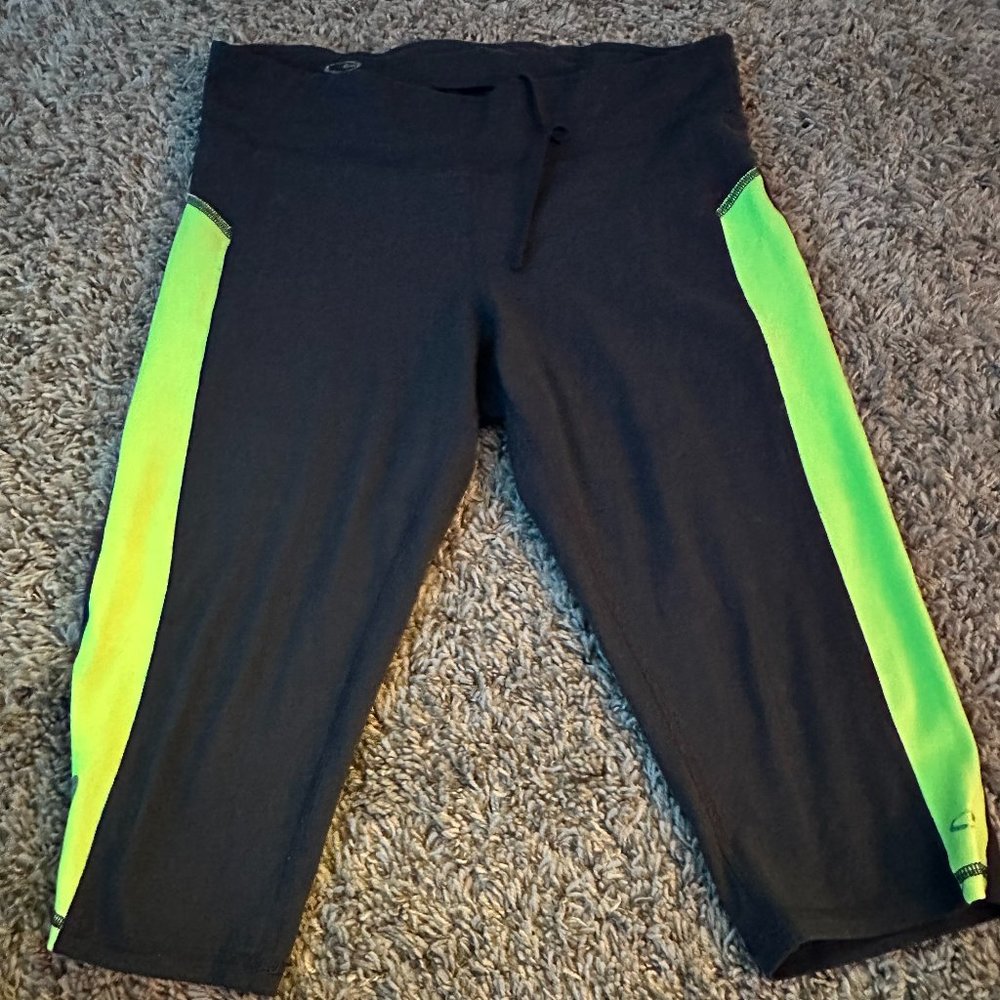 Champion dark grey and neon yellow capri leggings
